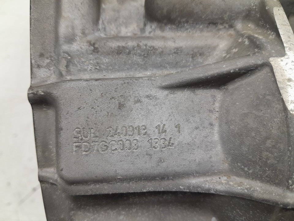 No identificado audi q3 (8ug) attraction