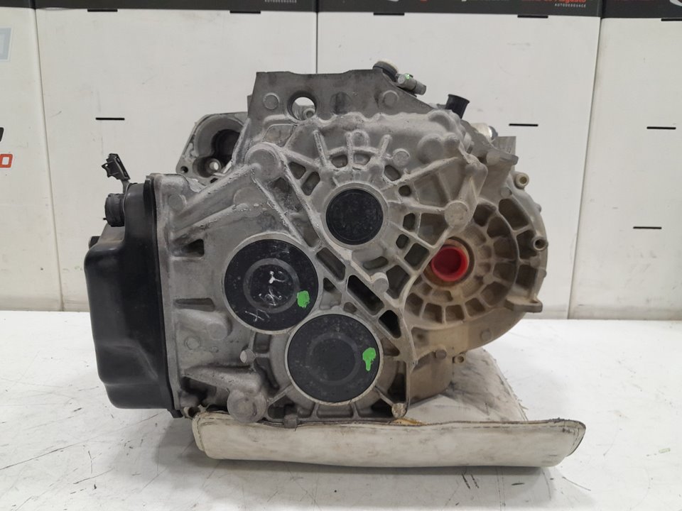 No identificado audi q3 (8ug) attraction