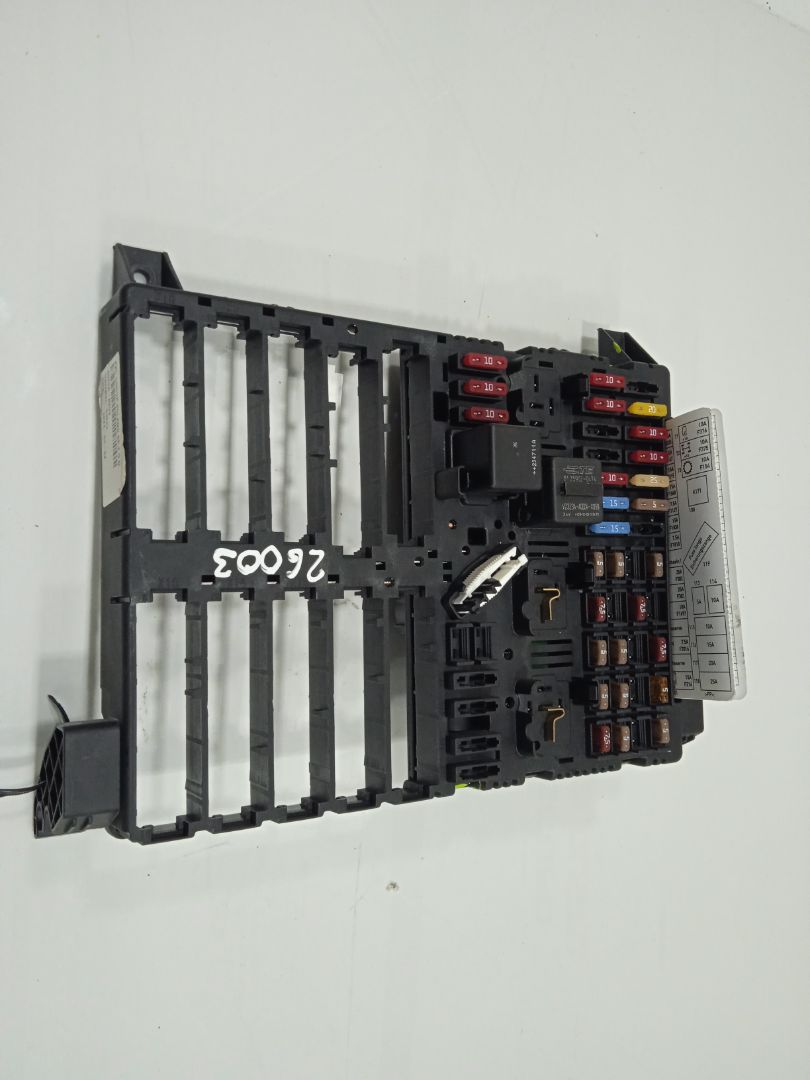 Caja reles / fusibles man tgx 33.xxx (2007) fg    6x4   bl xl