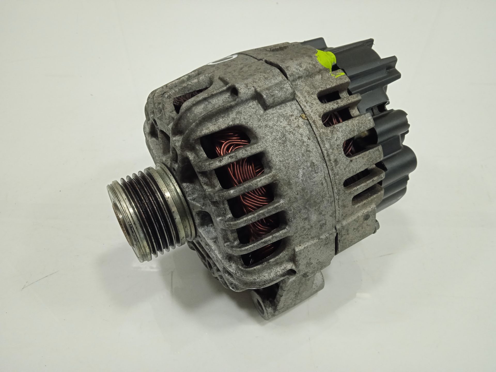 Alternador mitsubishi colt cz3 berl. 5 (z30a) 1.5 did instyle (d)