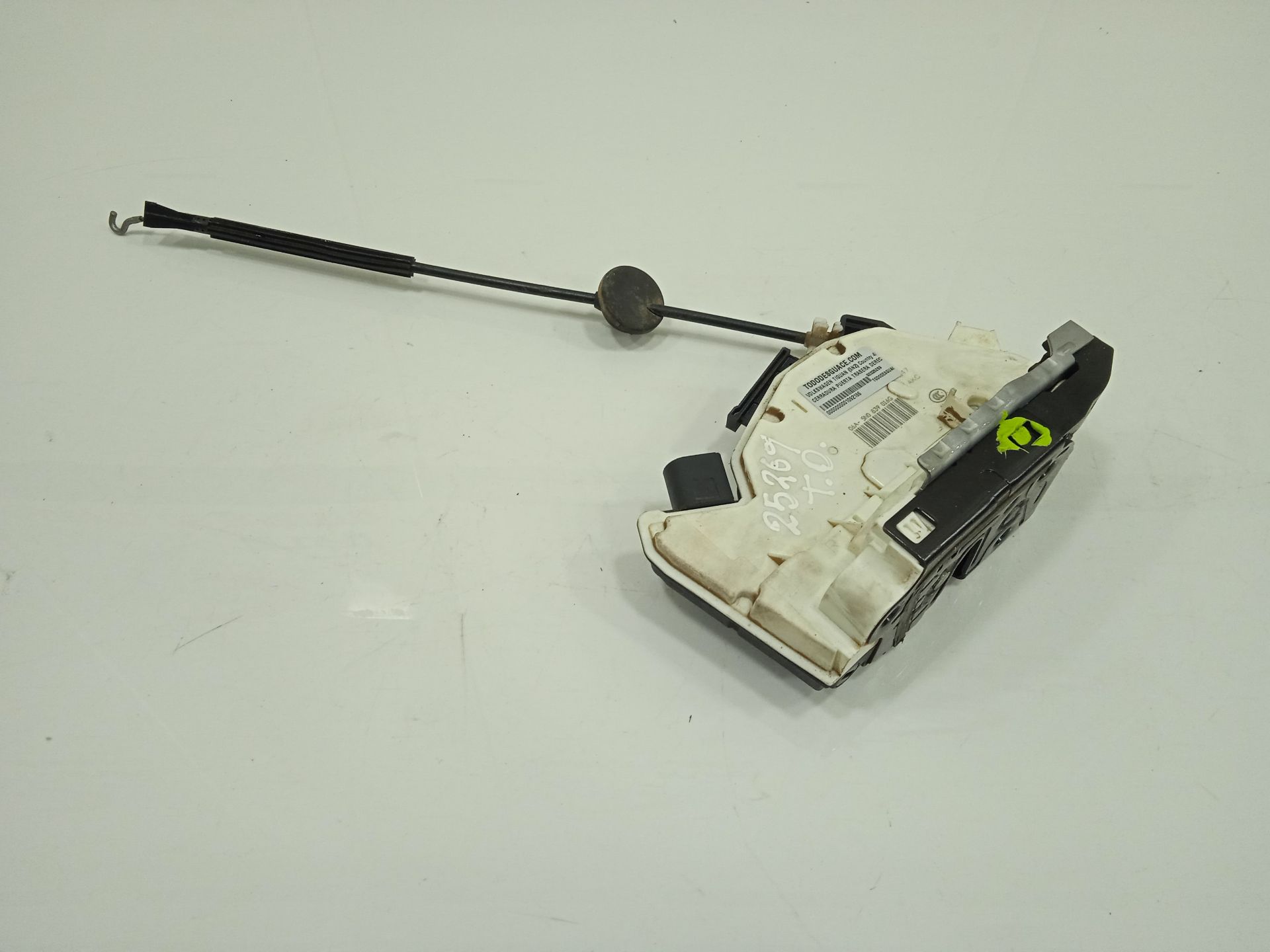 Cerradura puerta trasera derecha volkswagen tiguan (5n2) country 4motion bluemotion