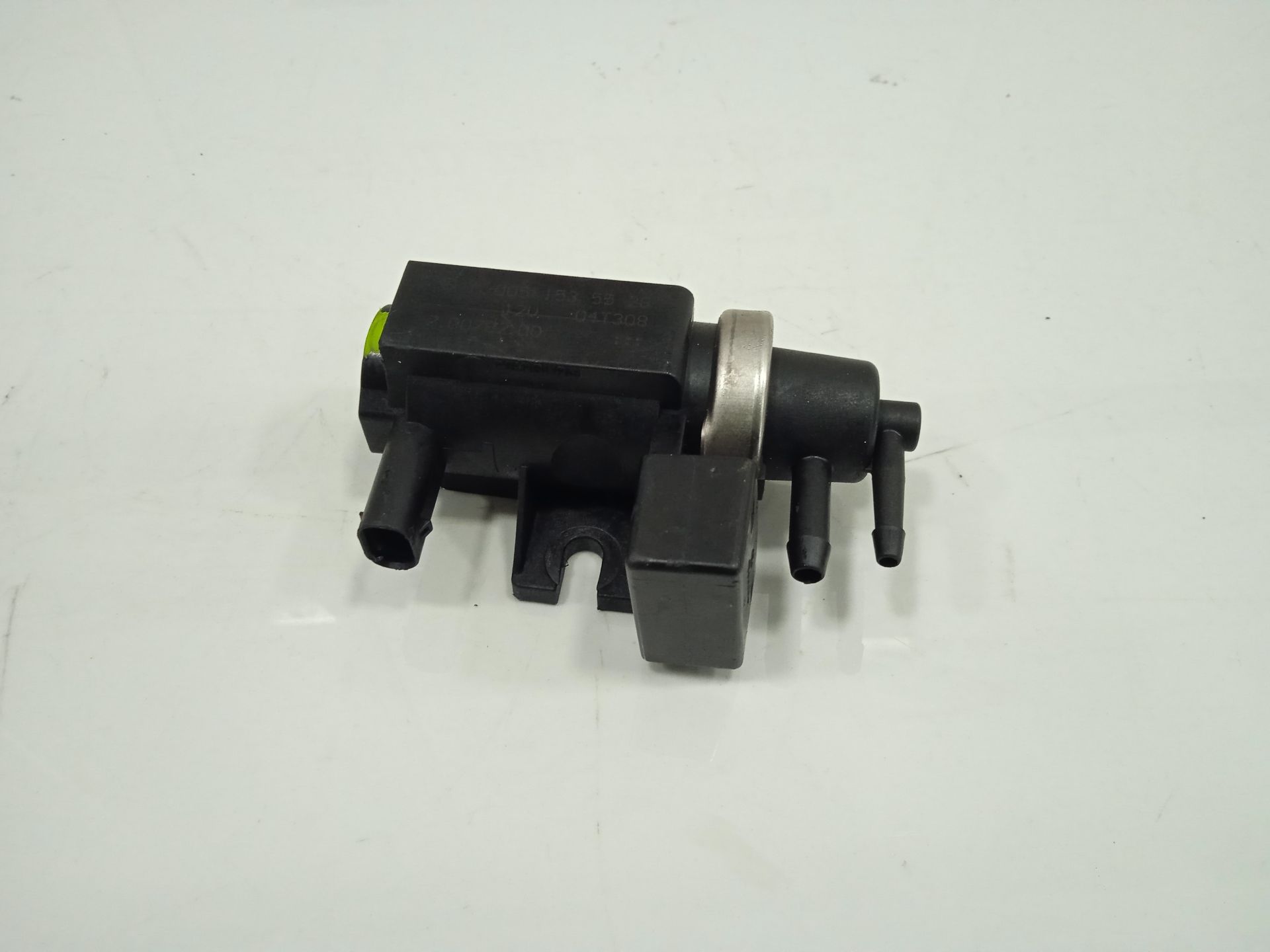 Valvula aire adicional mitsubishi colt cz3 berl. 5 (z30a) 1.5 did instyle (d)