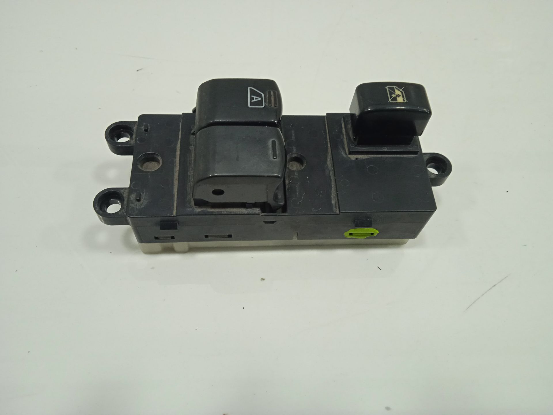 Elevalunas delantero izquierdo renault maxity fg 130.3545