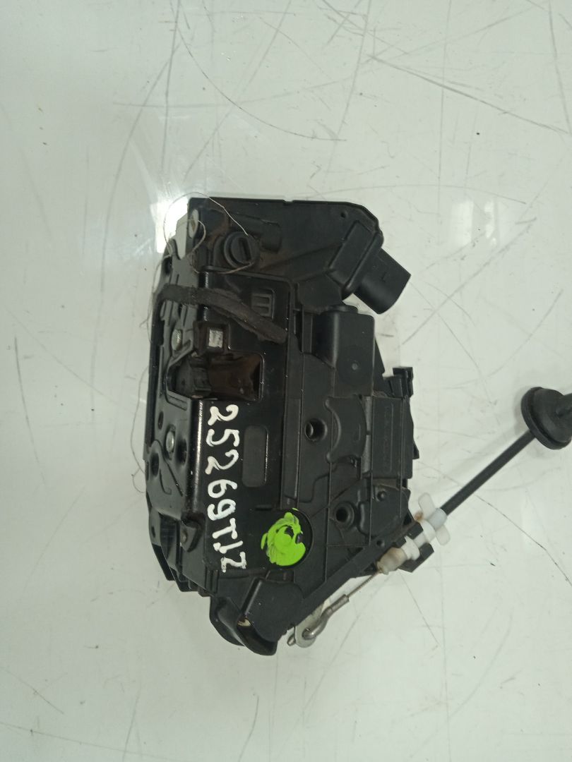 Cerradura puerta trasera izquierda volkswagen tiguan (5n2) country 4motion bluemotion