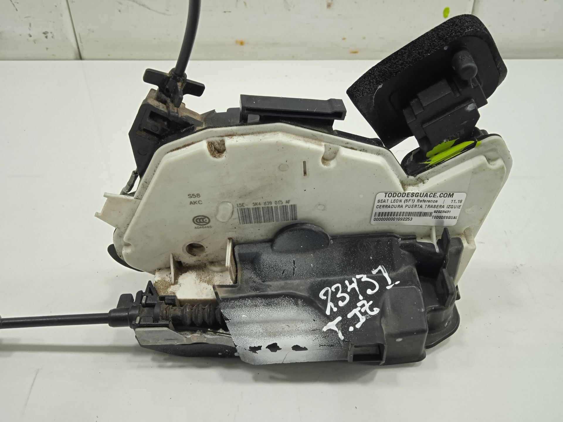 Cerradura puerta trasera izquierda seat leon (5f1) reference