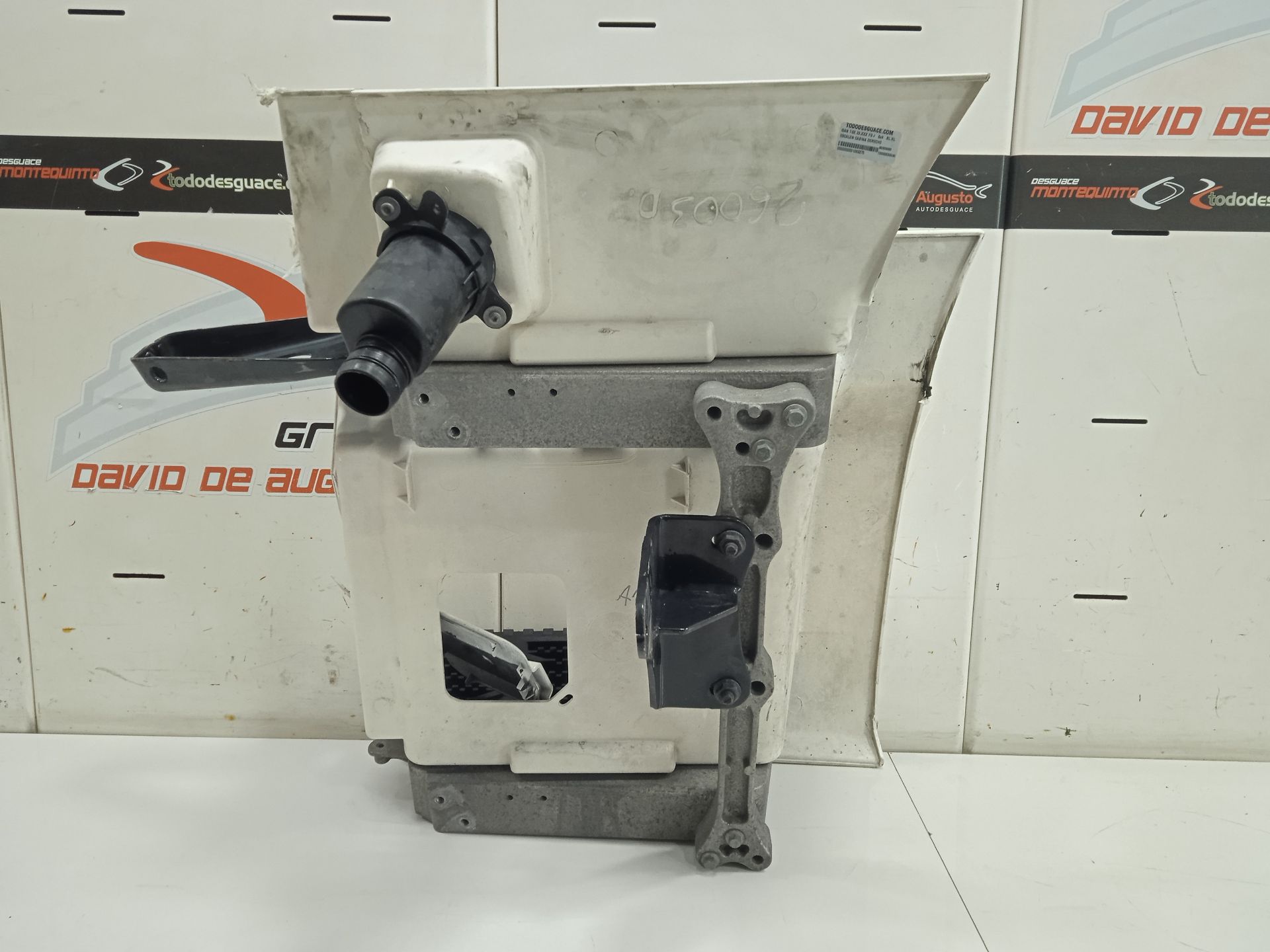 No identificado man tgx 33.xxx (2007) fg    6x4   bl xl