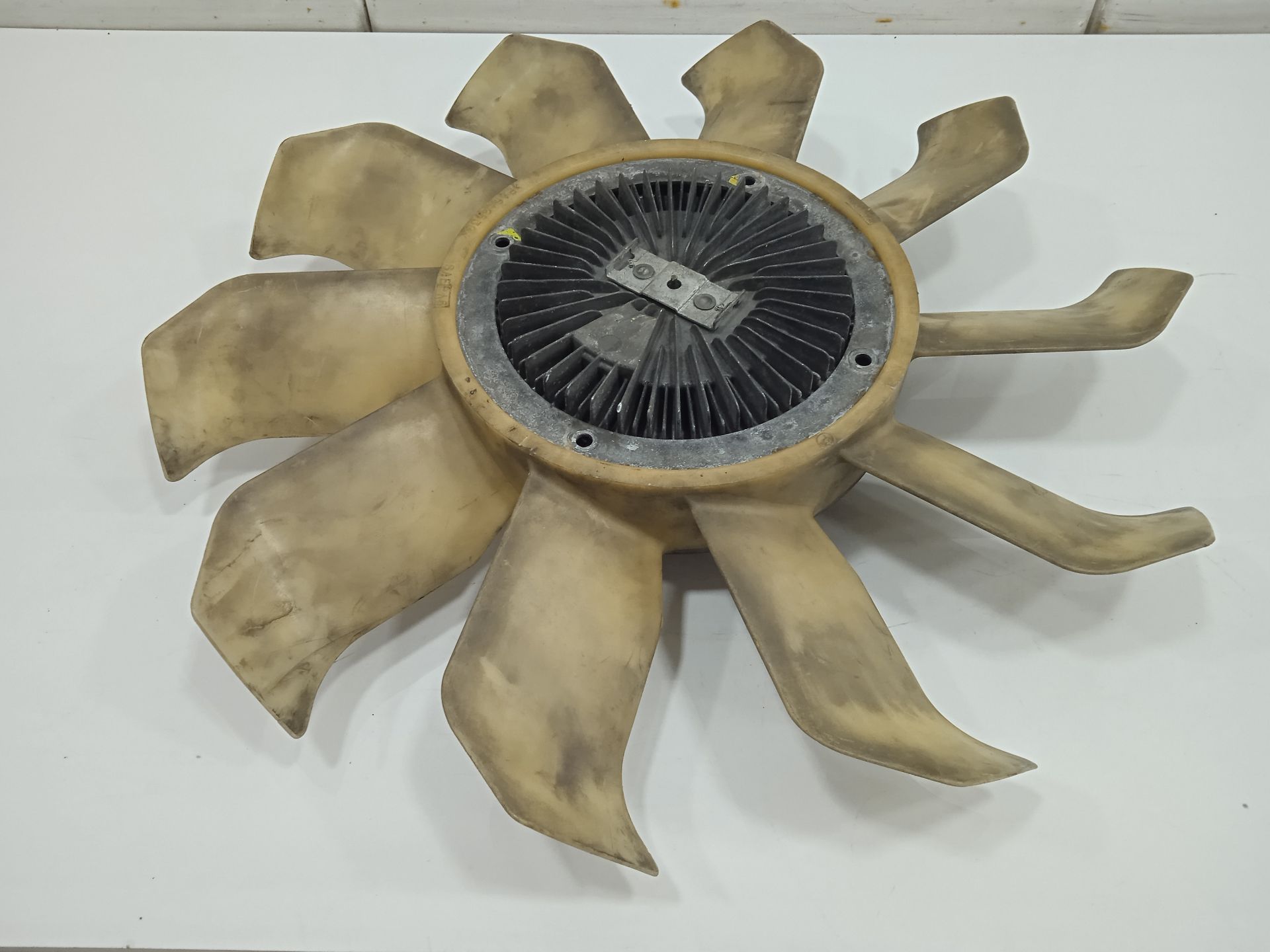 Ventilador viscoso motor renault mascott (2004) fg 150. 355565 cabina indivi
