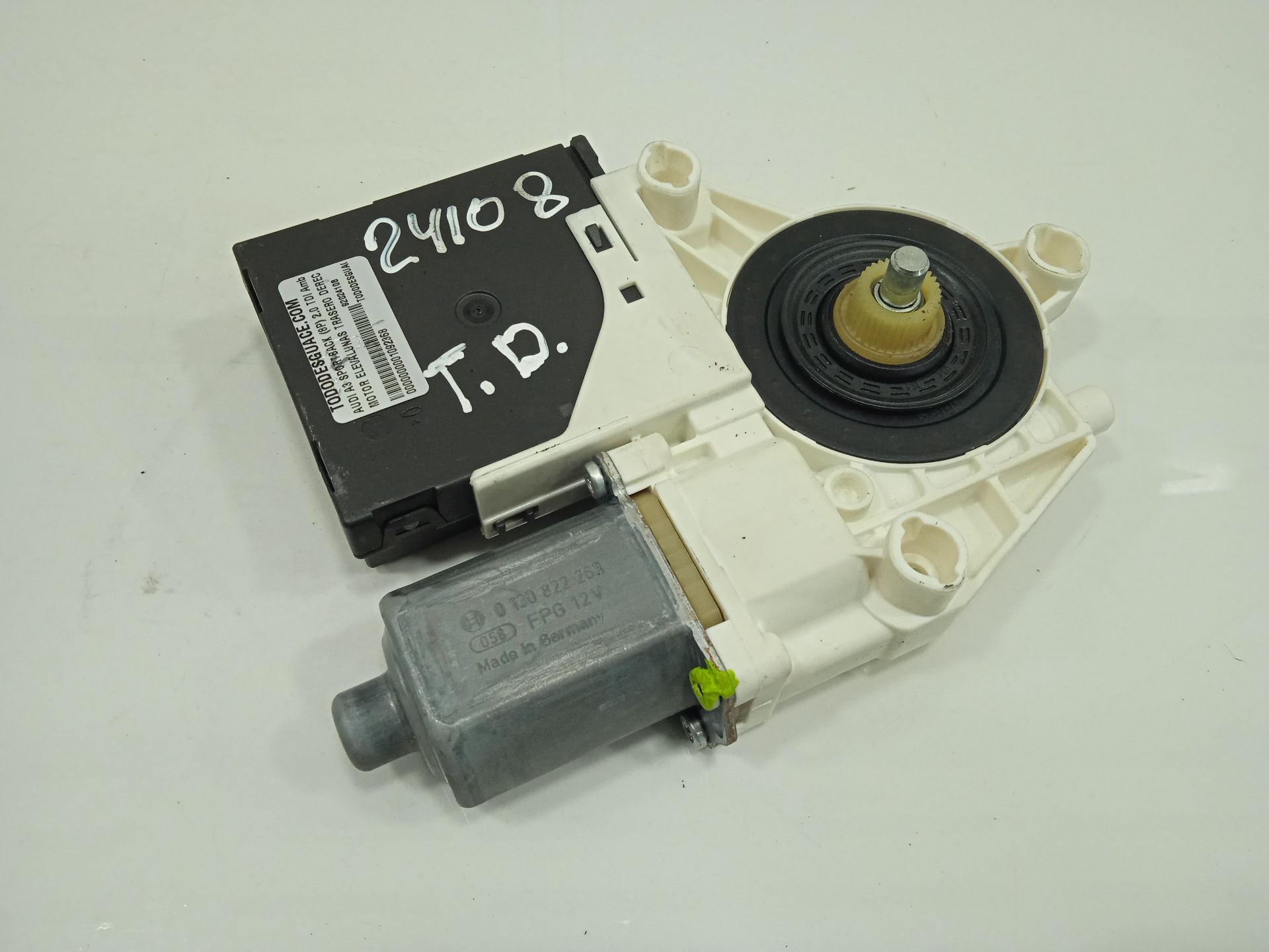 Motor elevalunas trasero derecho audi a3 sportback (8pa) 2.0 tdi ambiente (dpf)