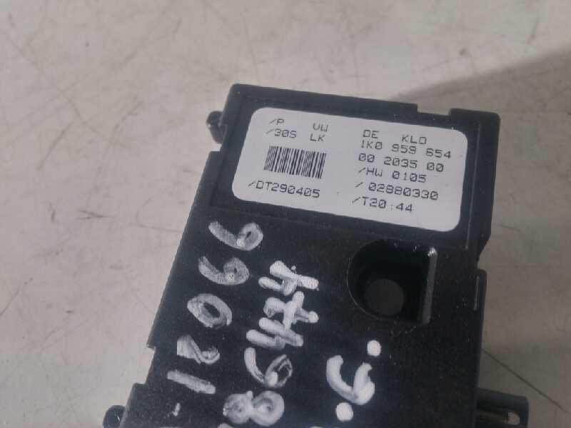 No identificado volkswagen golf v (1k1)(10.2003) conceptline (e)