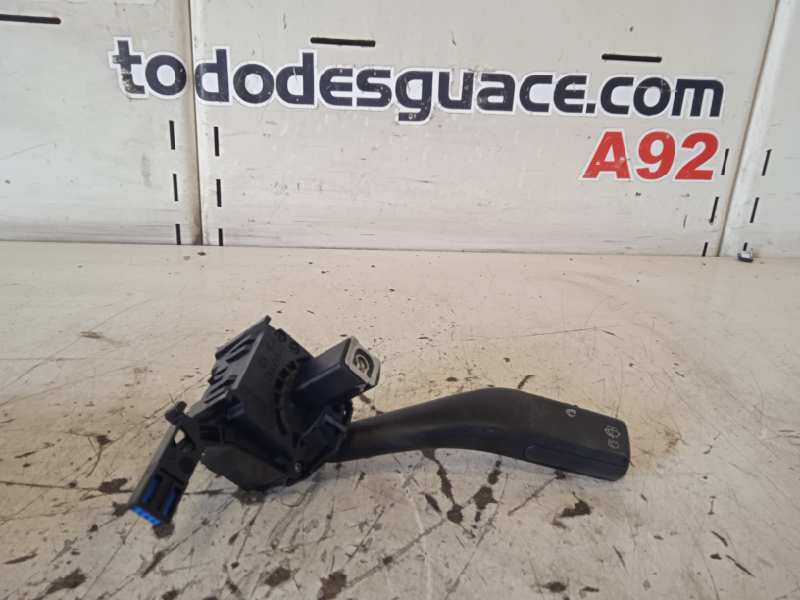 Mando limpia seat toledo (5p2) exclusive