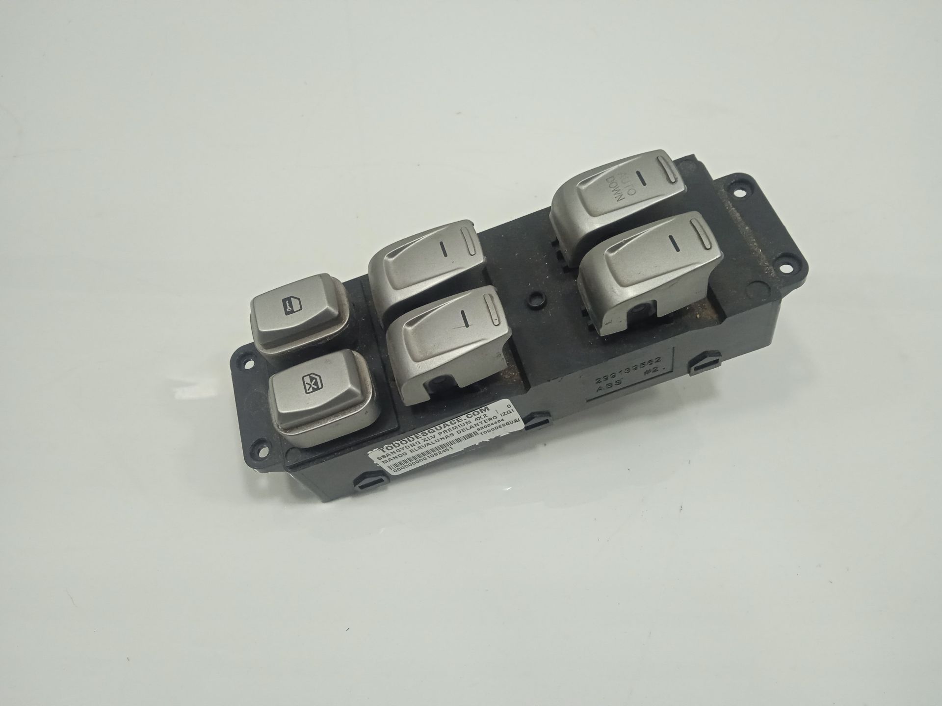 Mando elevalunas delantero izquierdo ssangyong xlv premium 4x2