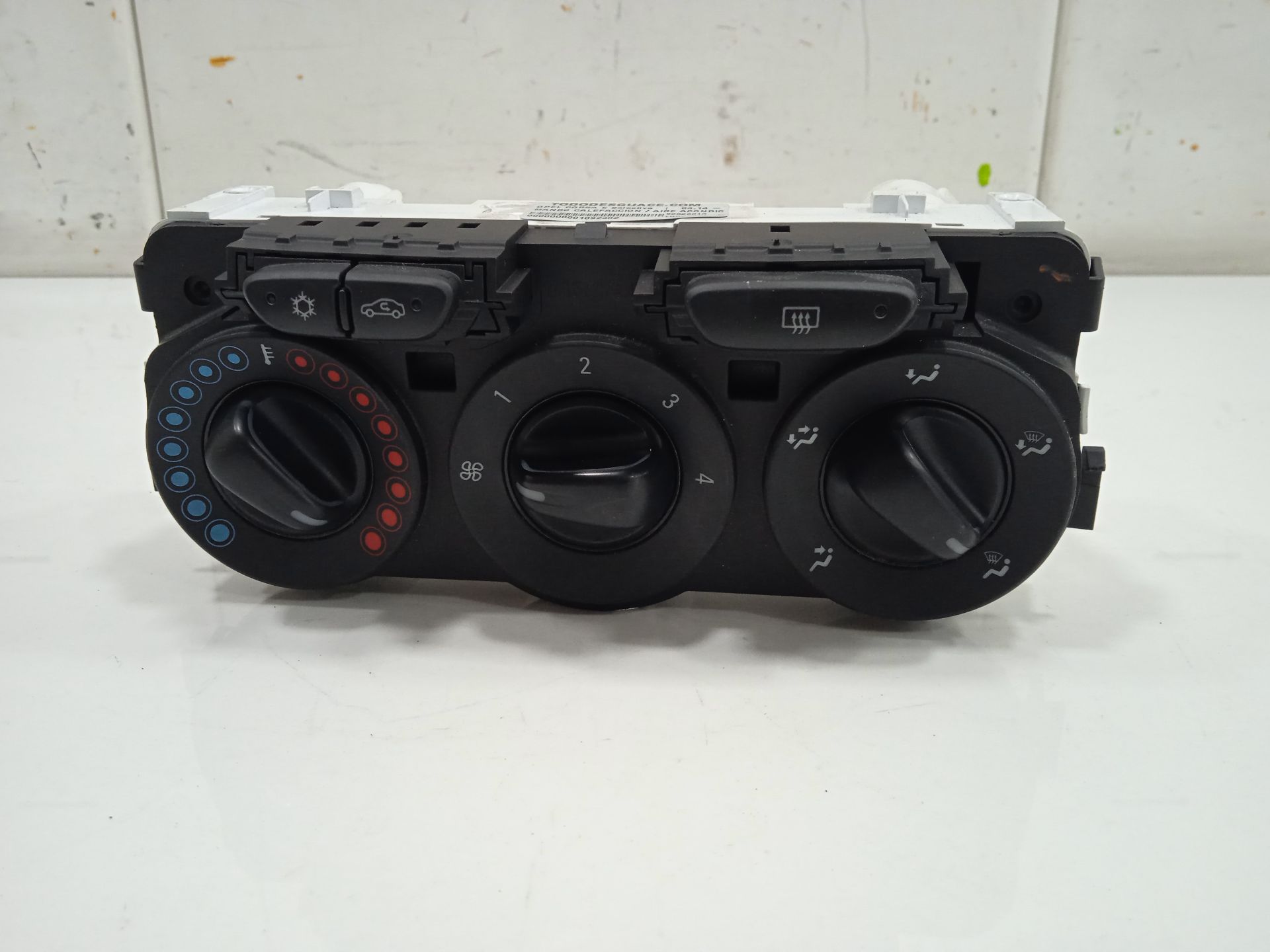 Mando calefaccion / aire acondicionado opel corsa e selective