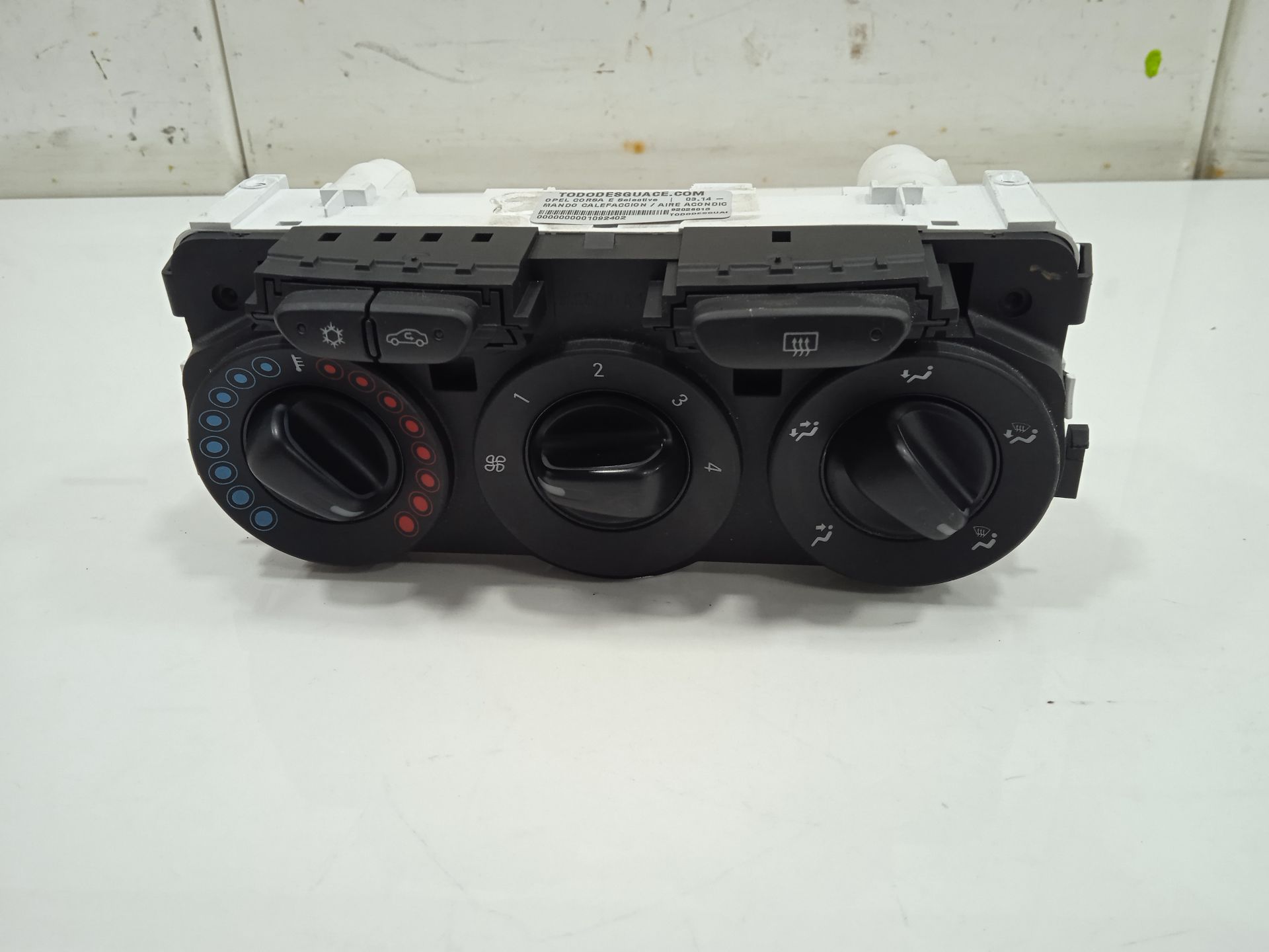 Mando calefaccion / aire acondicionado opel corsa e selective