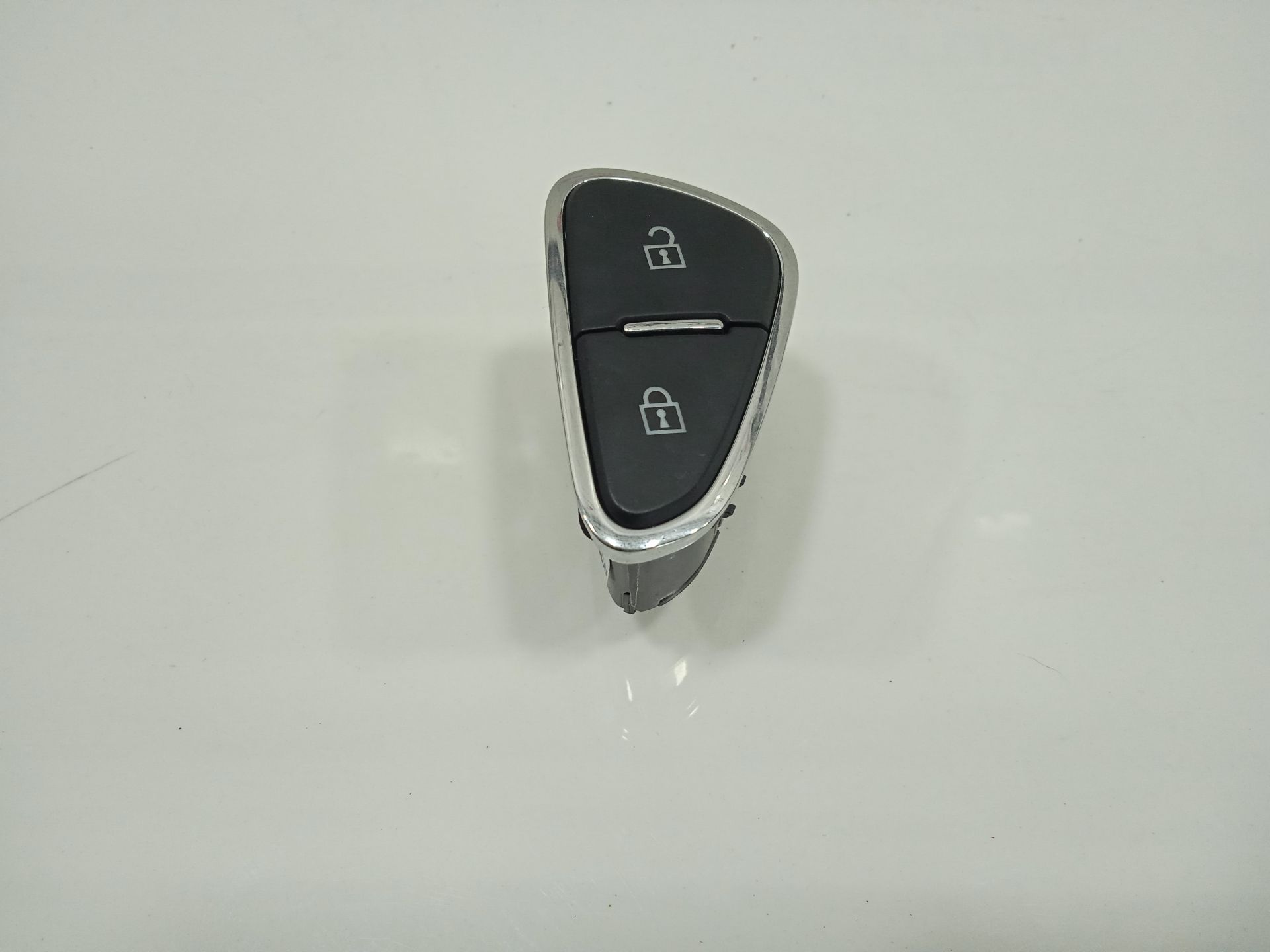 Mando bloqueo puertas opel corsa e selective