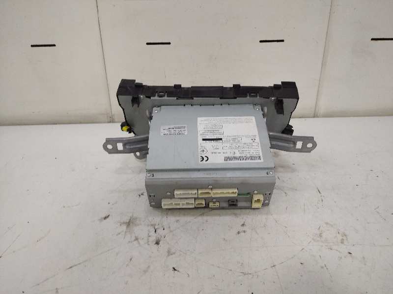 Sistema audio / radio cd toyota avensis (t27) advance