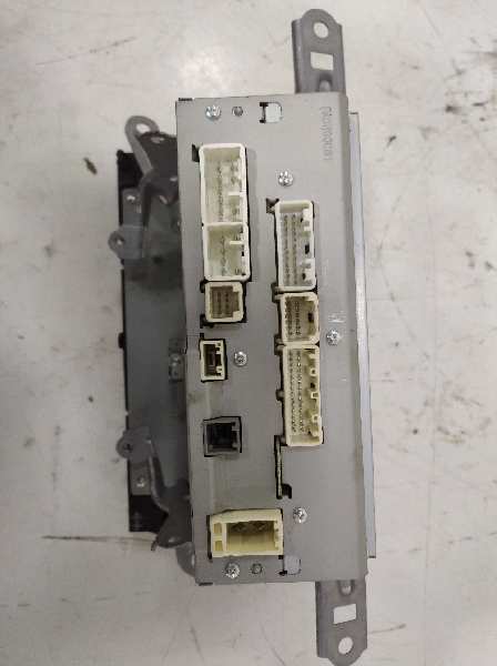 Sistema audio / radio cd toyota avensis (t27) advance