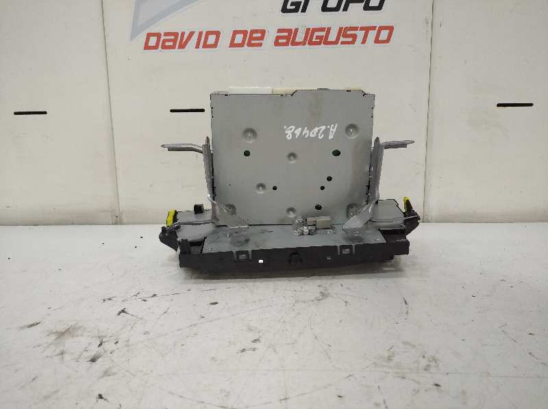 Sistema audio / radio cd toyota avensis (t27) advance