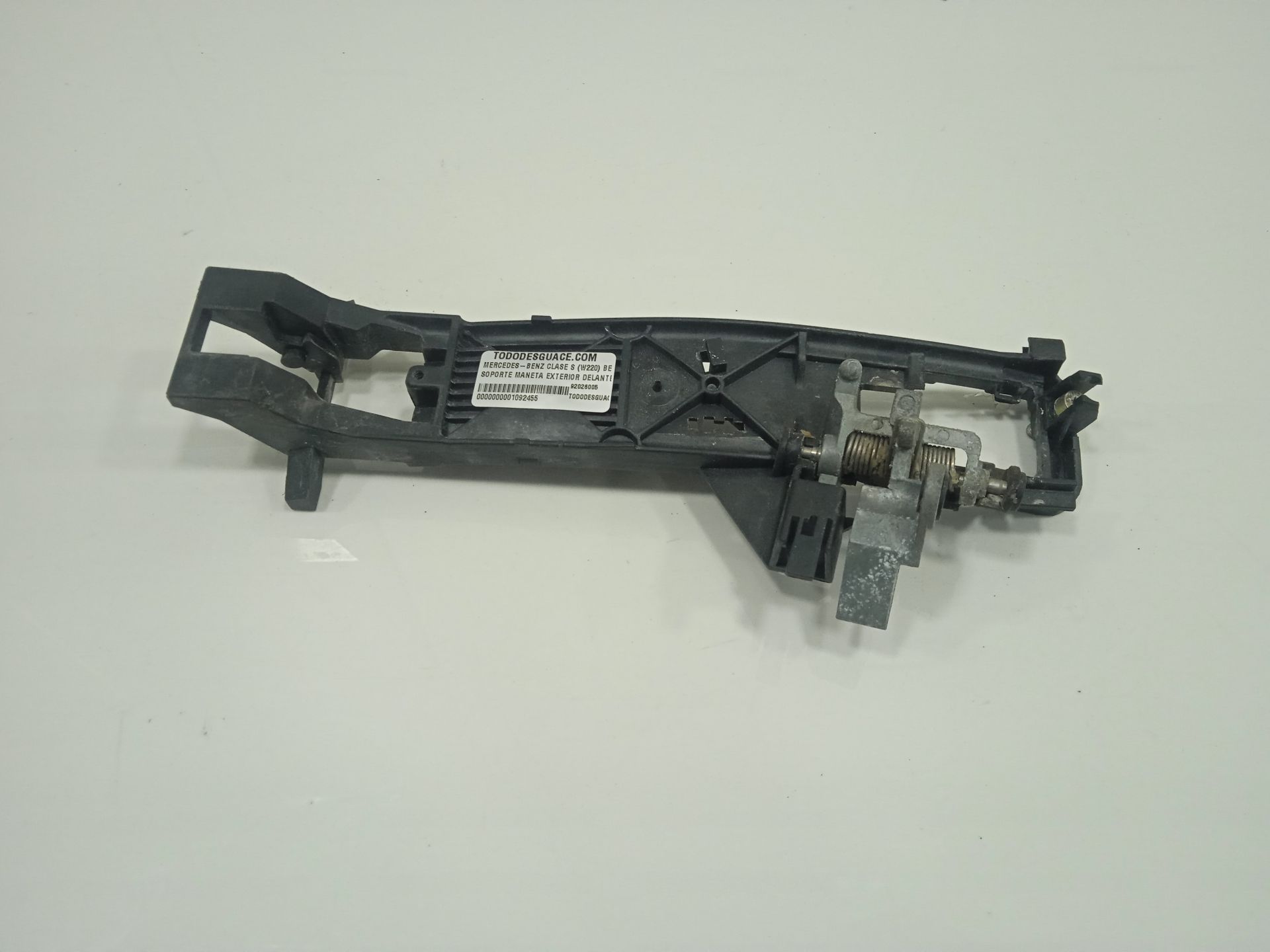 Soporte maneta exterior delantera derecha mercedes-benz clase s (bm 220) berlina 320 (220.065)