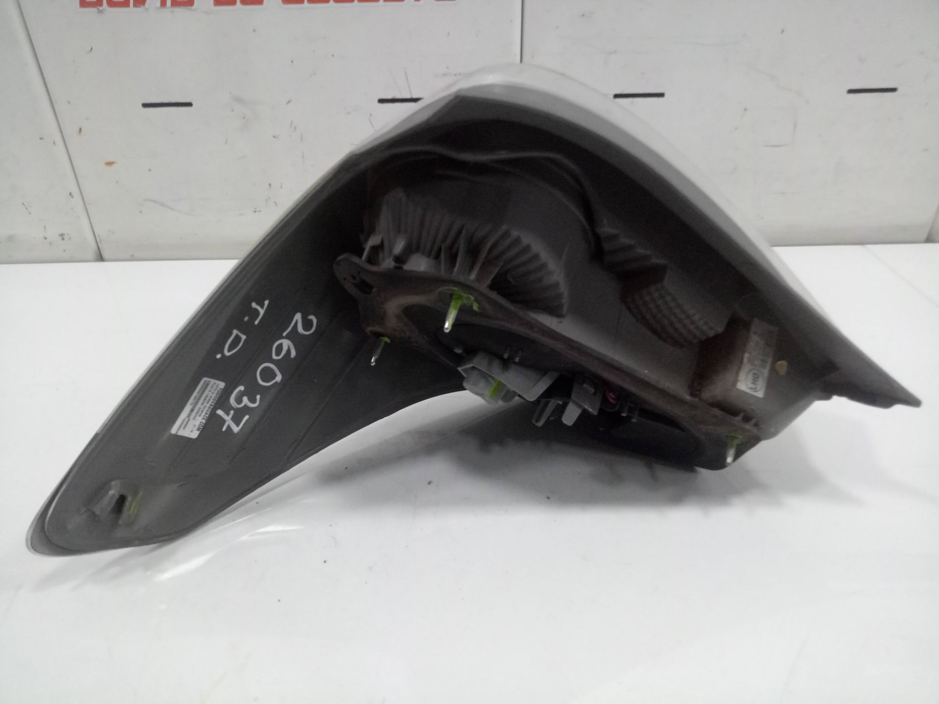 Piloto trasero derecho toyota verso (aur2zgr2) advance