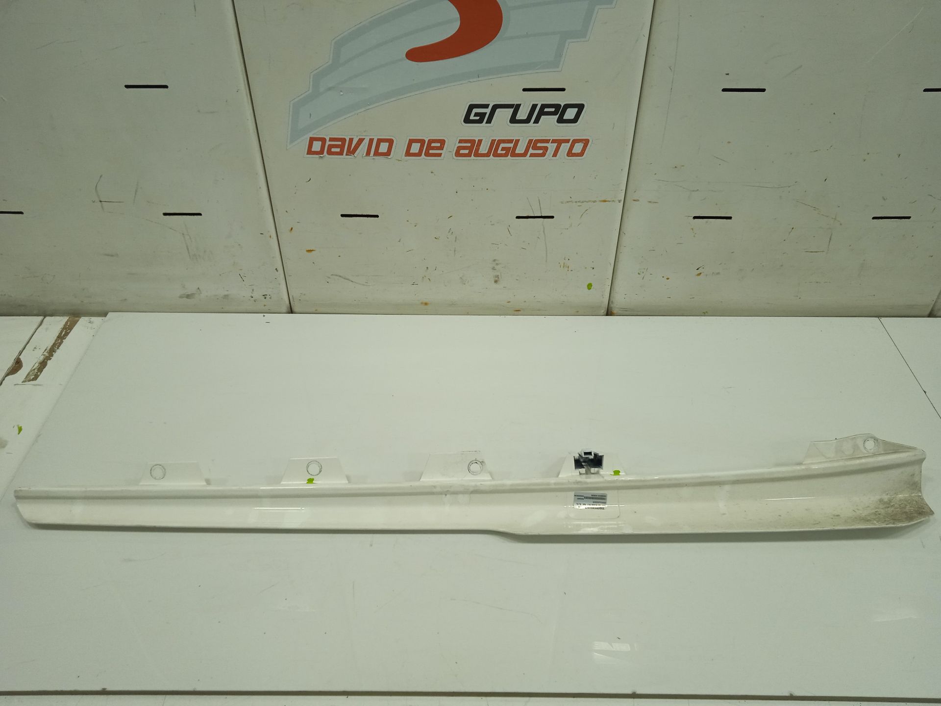 Embellecedor man tgx 33.xxx (2007) fg    6x4   bl xl