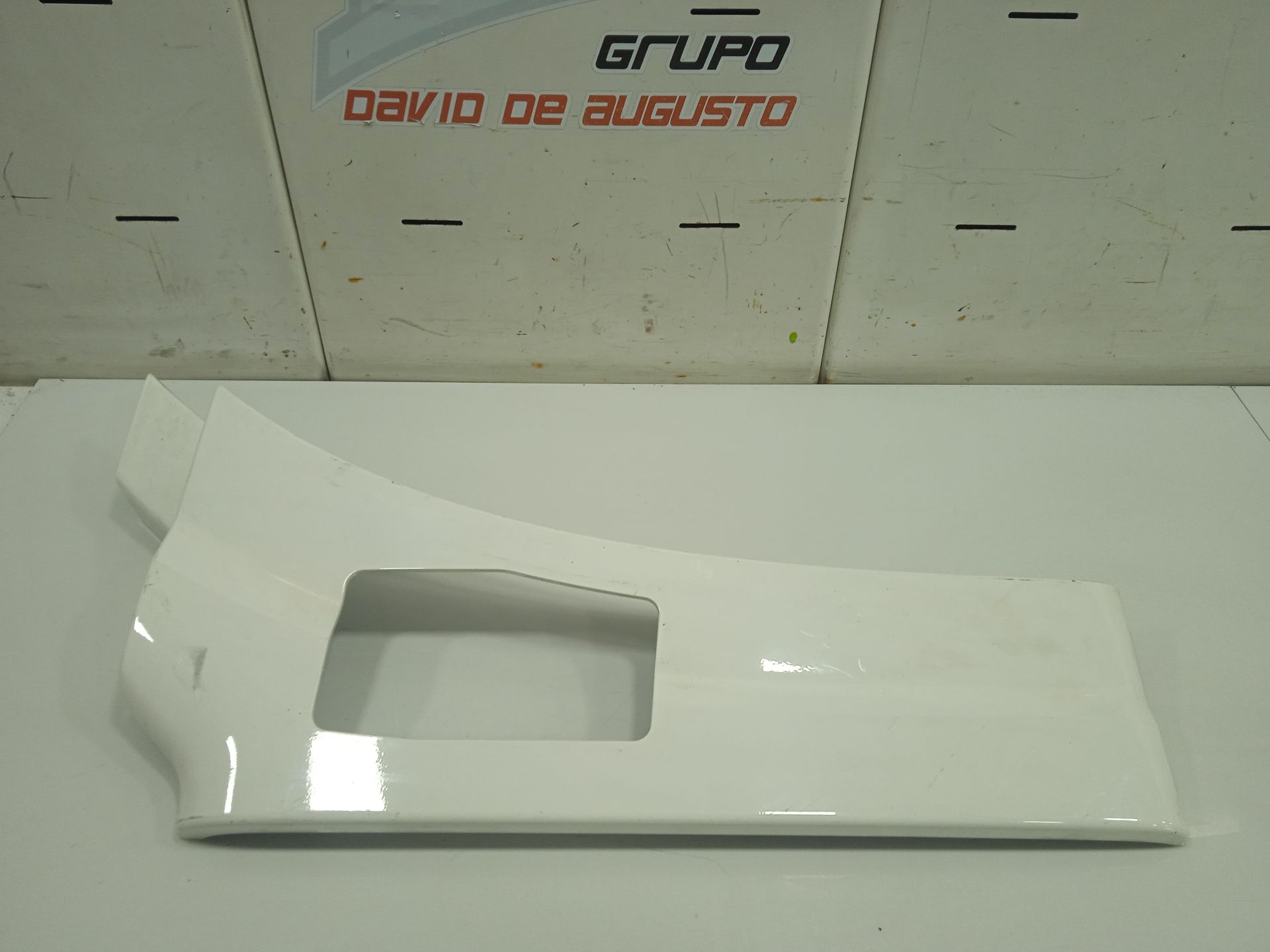 Moldura man tgx 33.xxx (2007) fg    6x4   bl xl