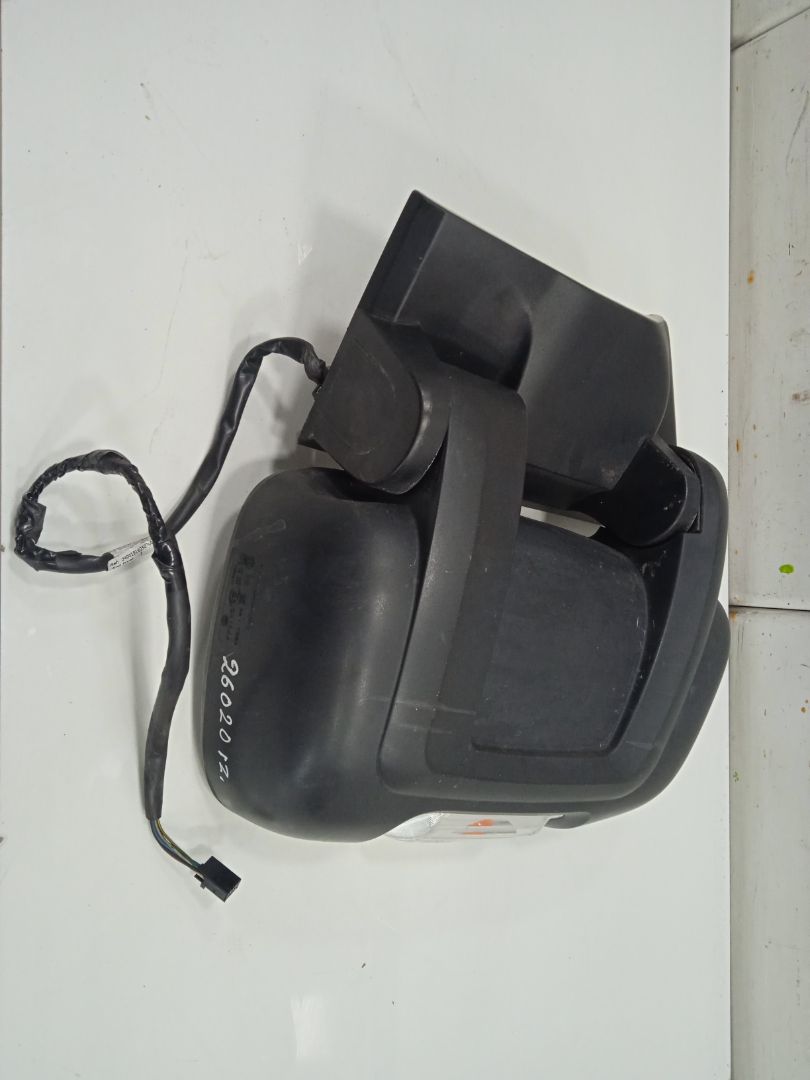 Retrovisor izquierdo   no identificado