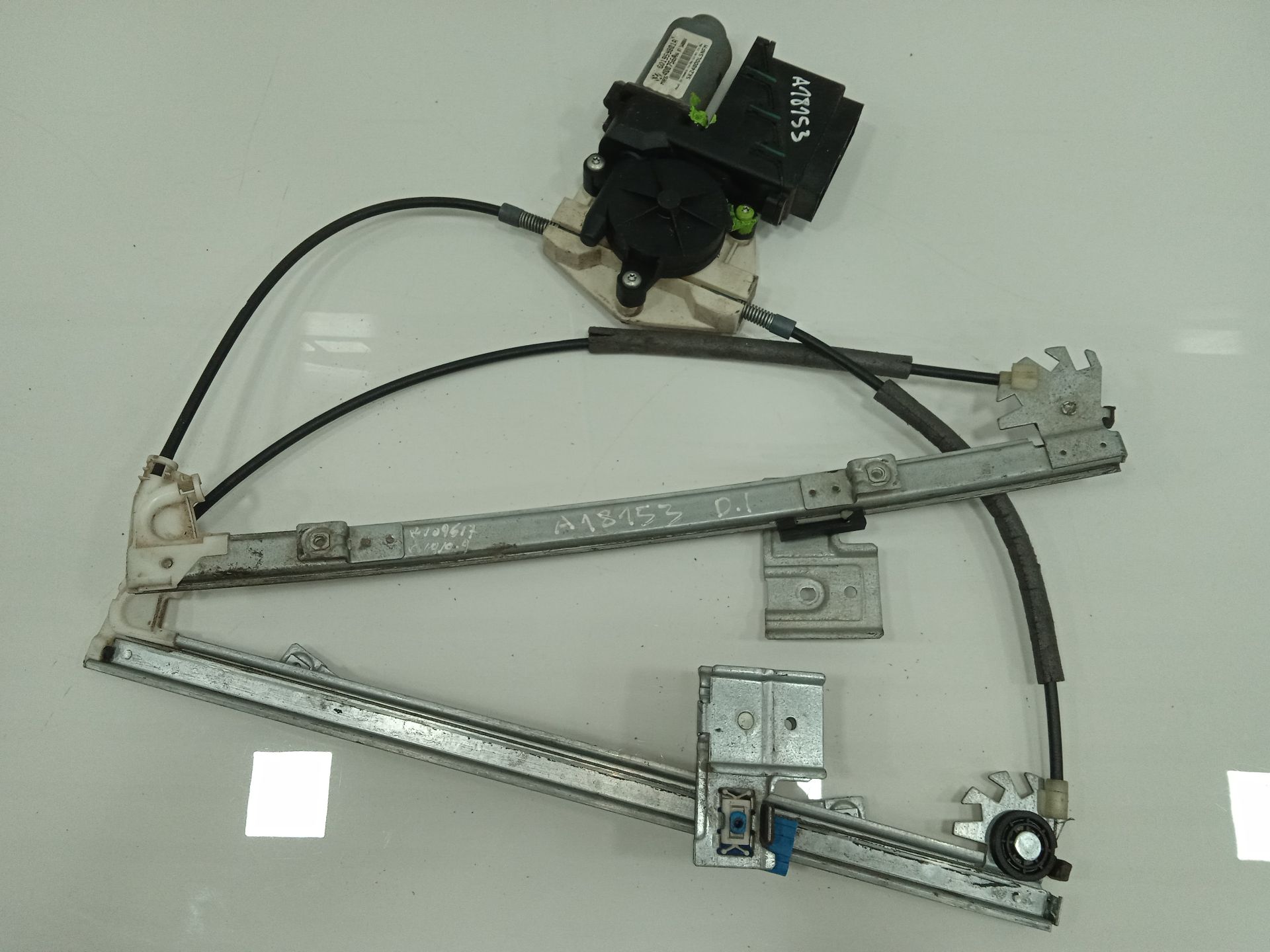 Elevalunas delantero izquierdo skoda fabia (6y26y3) classic