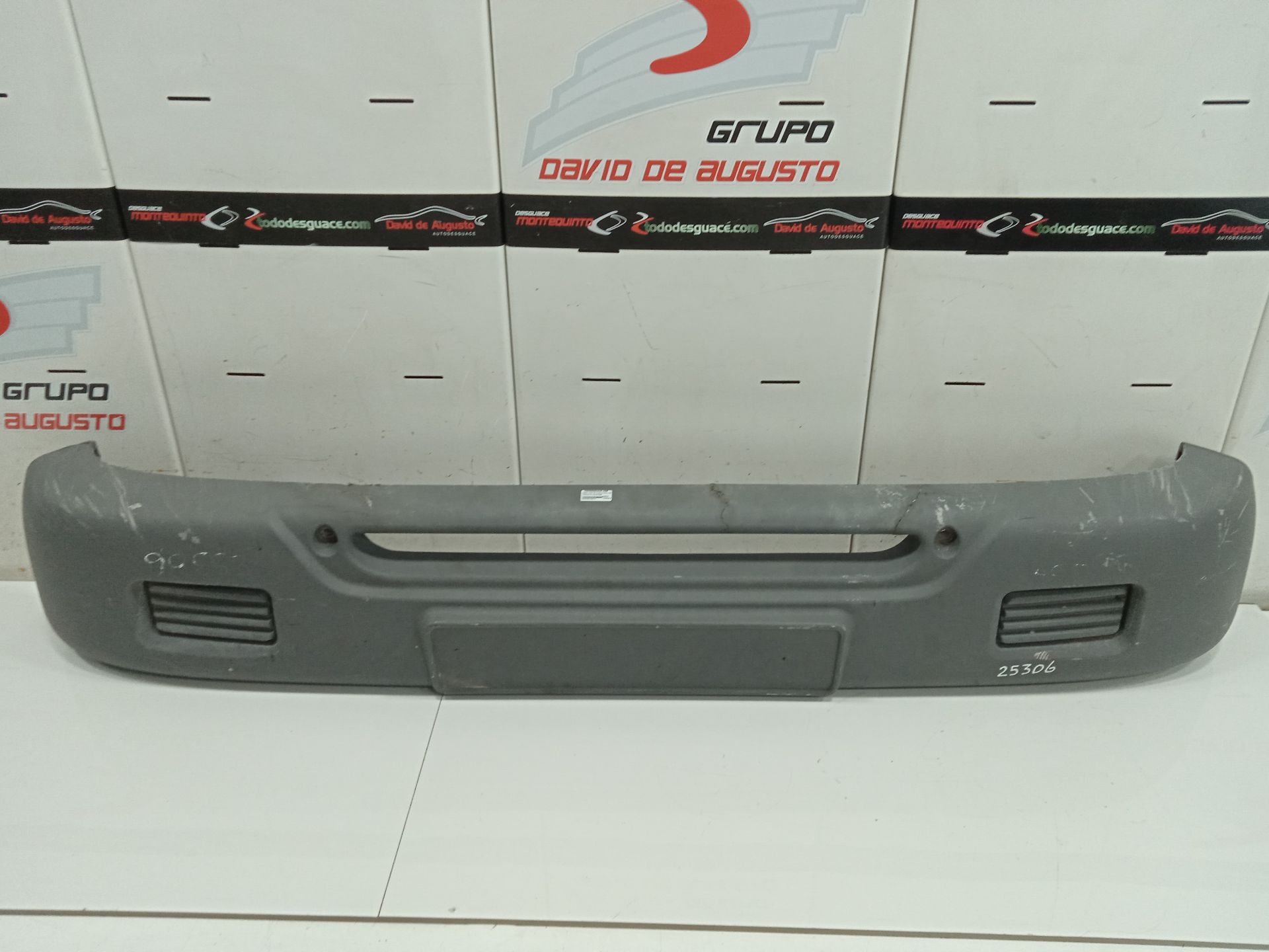 Paragolpes delantero   no identificado