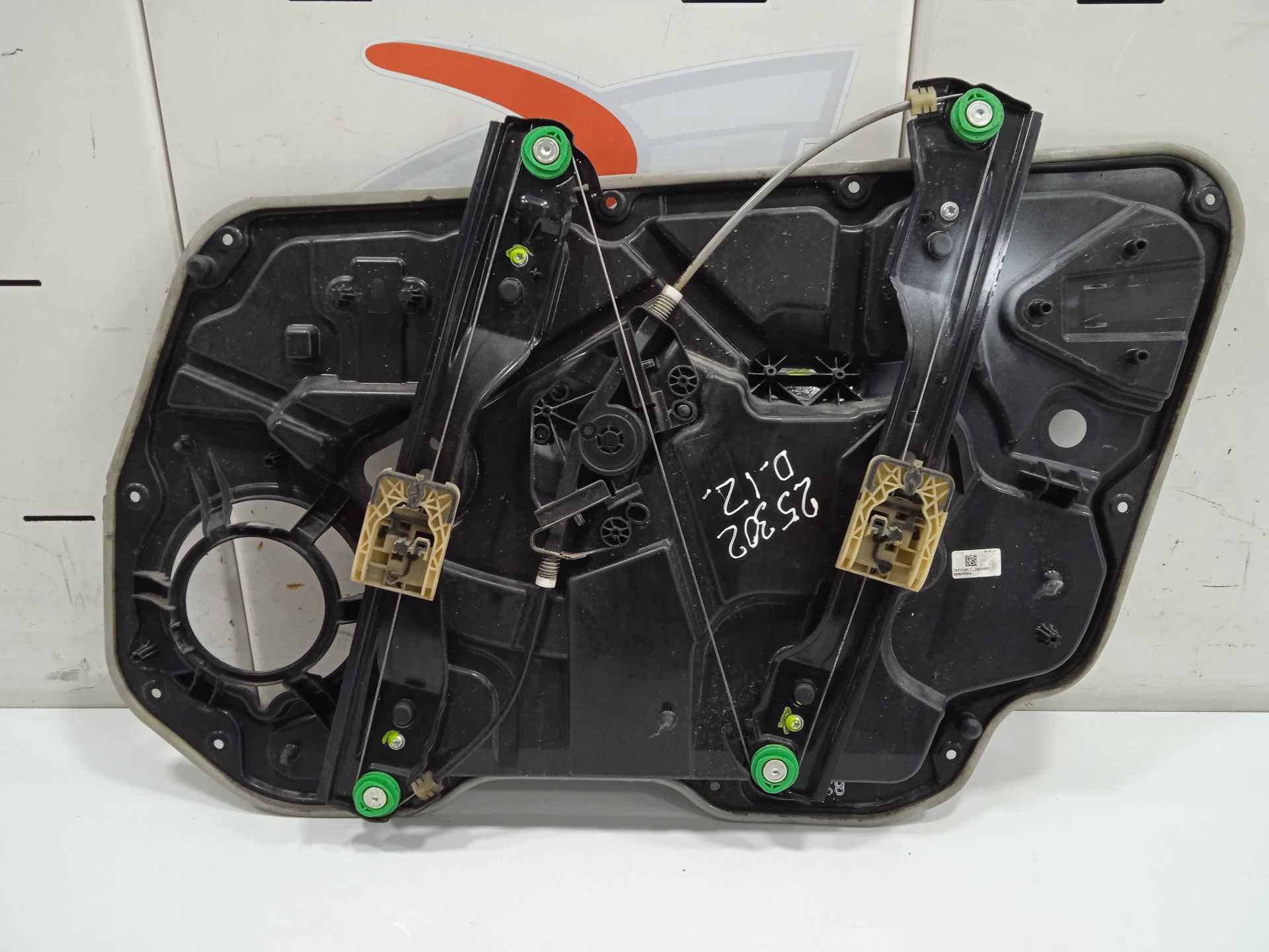 Elevalunas delantero izquierdo volvo v60 familiar kinetic
