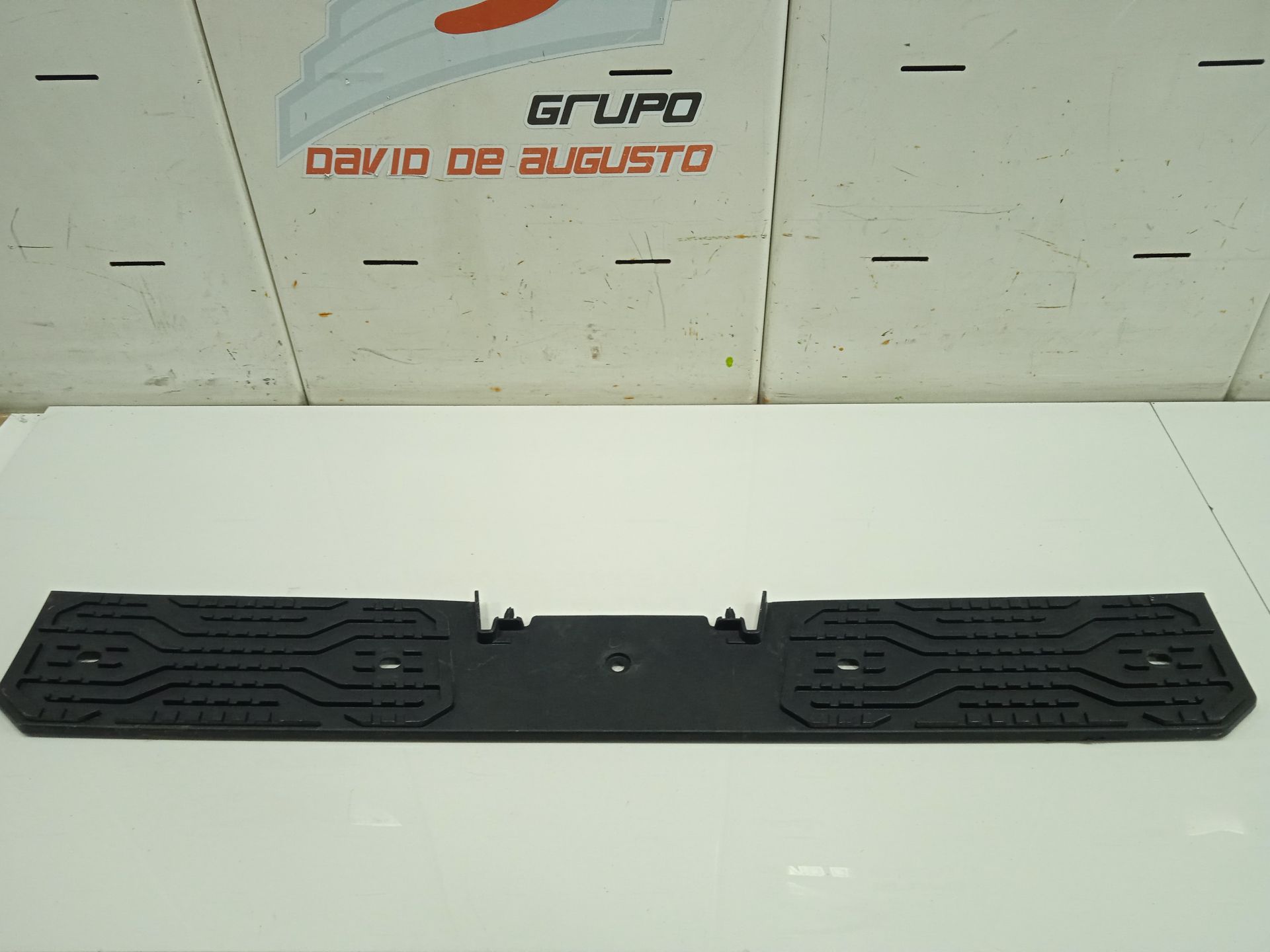 Moldura man tgx 33.xxx (2007) fg    6x4   bl xl