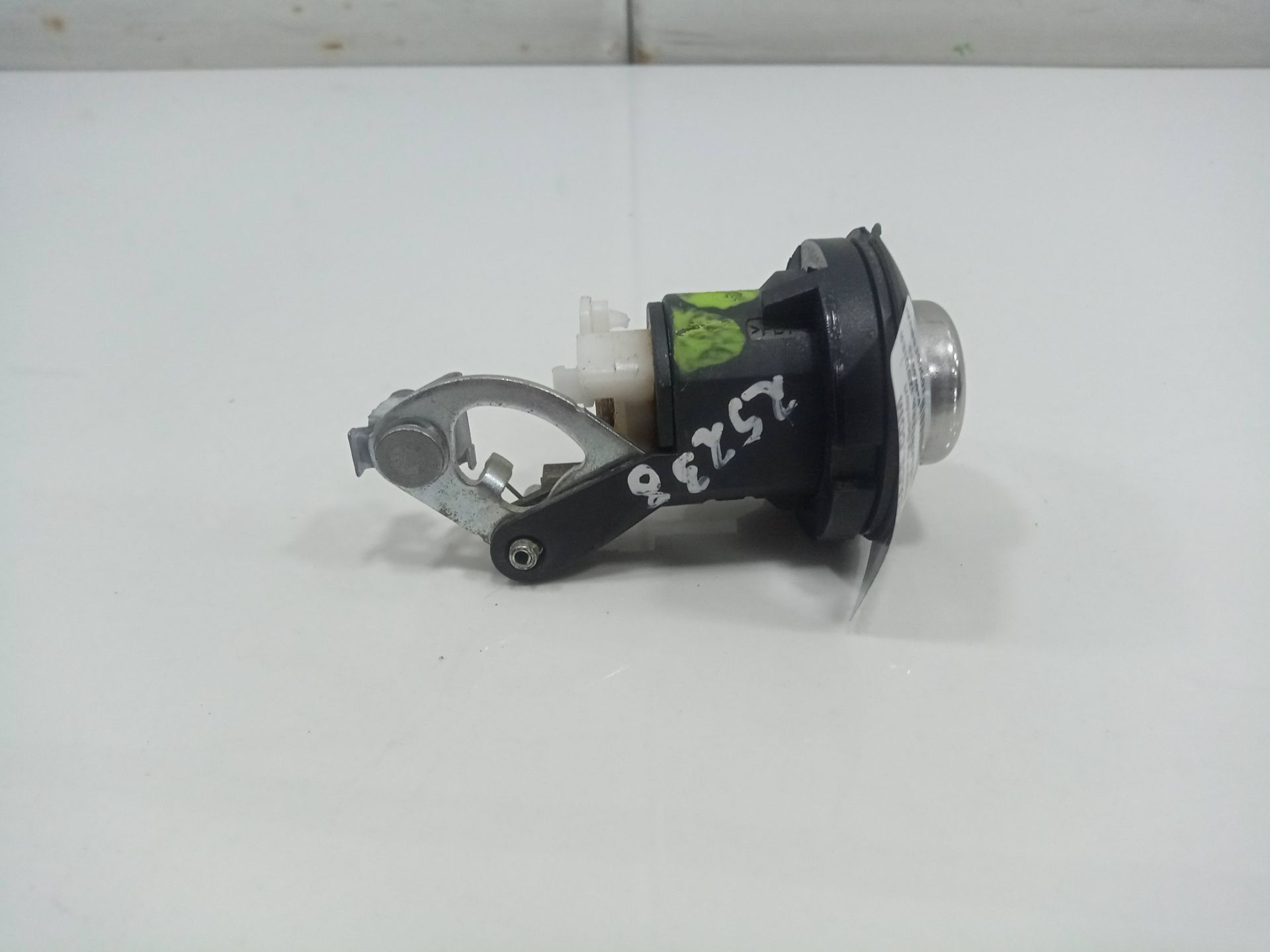 Bombin puerta delantera izquierda dacia sandero ii stepway comfort