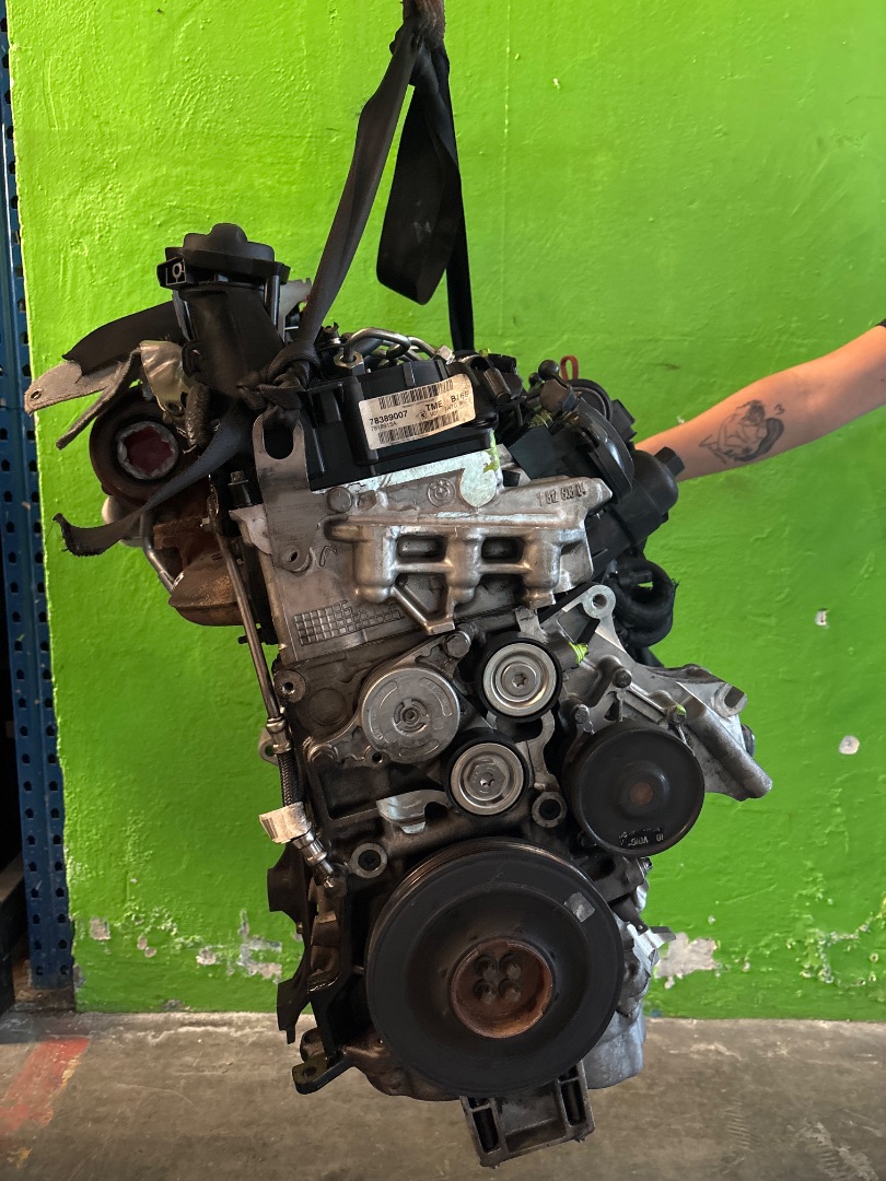 Motor completo toyota verso (aur2zgr2) advance
