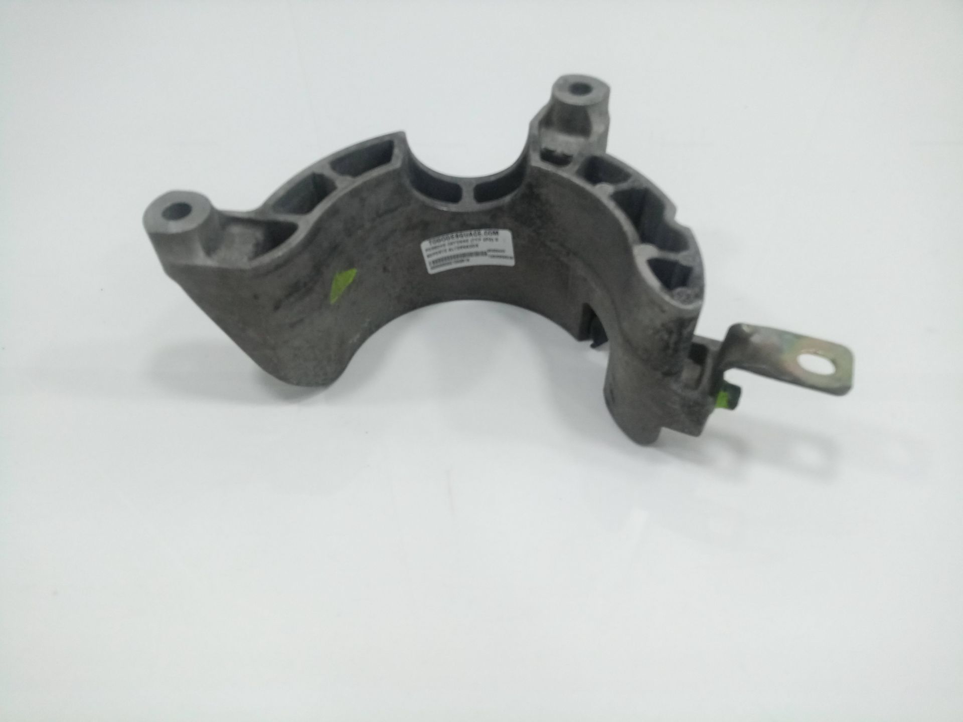 Soporte alternador porsche cayenne (tipo 9pa) s