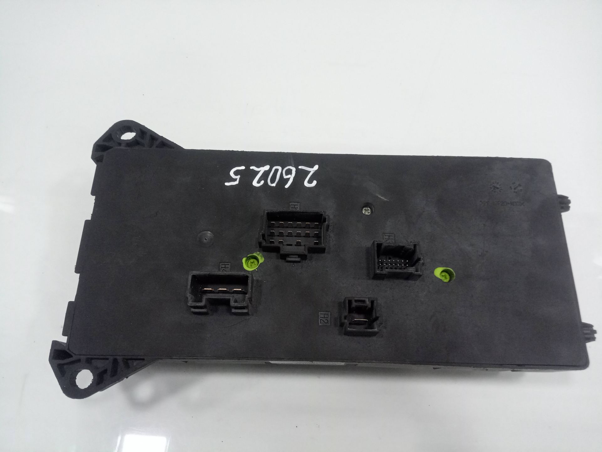 Caja reles / fusibles mercedes-benz sprinter ii kombi 211215 cdi (906.711713)