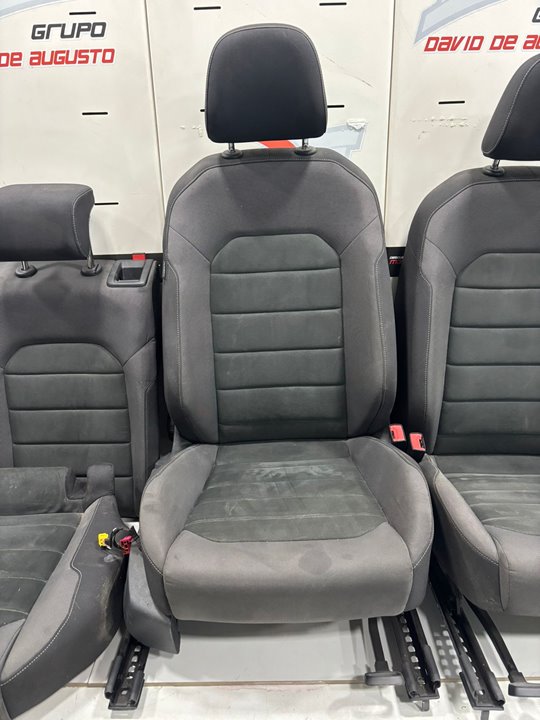 No identificado volkswagen golf sportsvan vii (an1)(09.2017) advance
