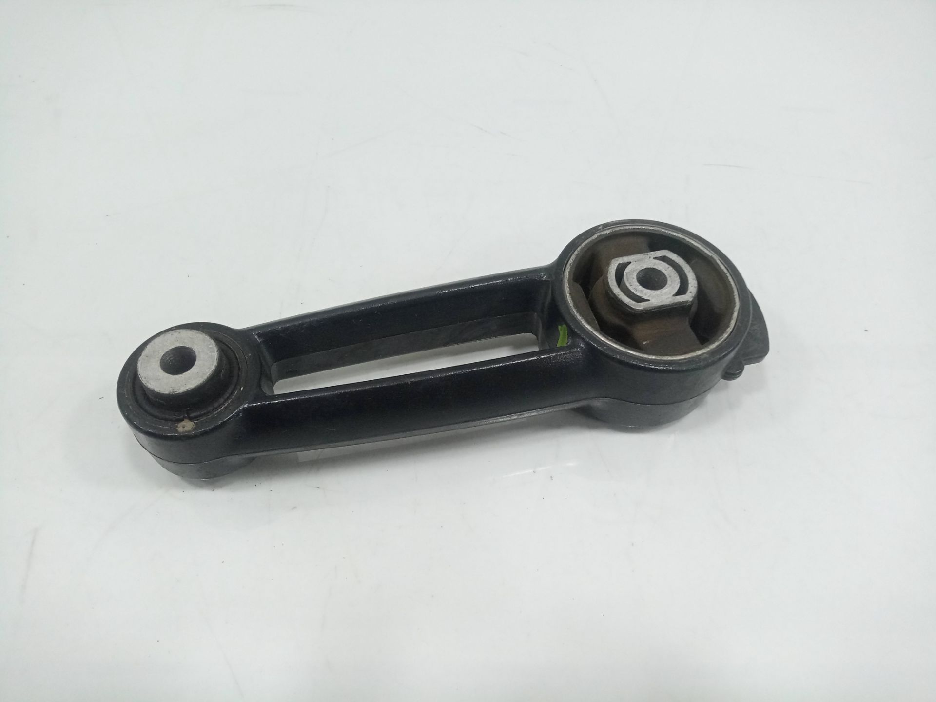 Tirante trasero derecho porsche cayenne (tipo 9pa) s