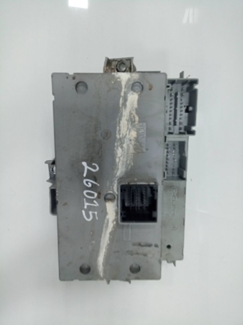 Caja reles / fusibles   no identificado