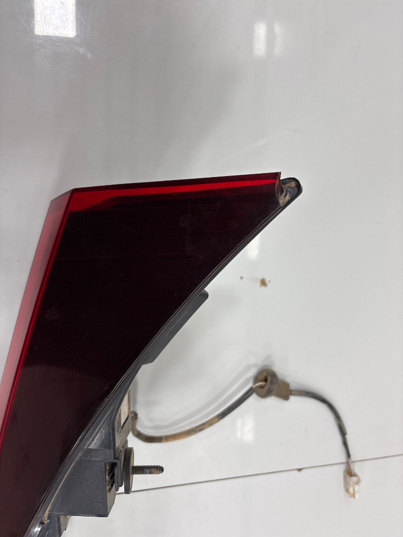 Luz central de freno lexus ux (za10) 250h