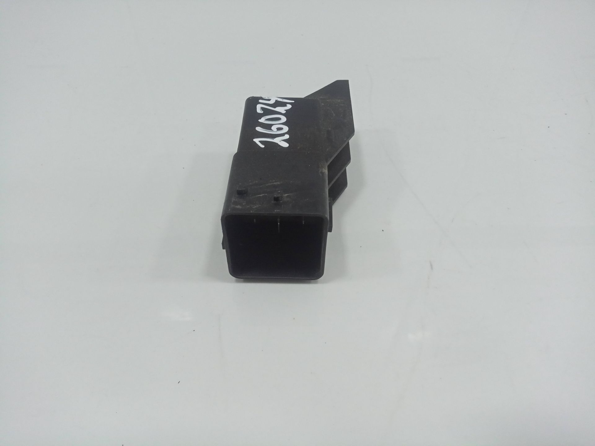 Caja precalentamiento peugeot 308 confort