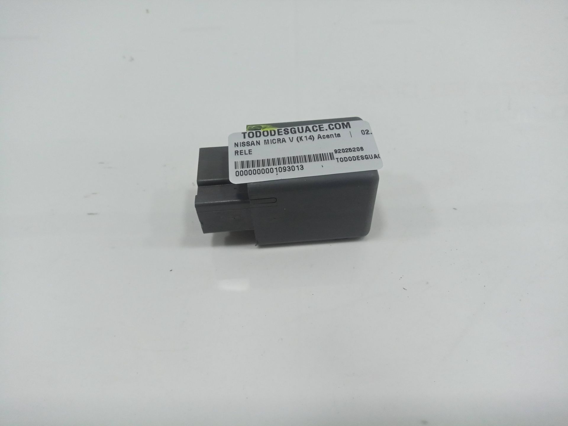 Rele nissan micra (k14) acenta