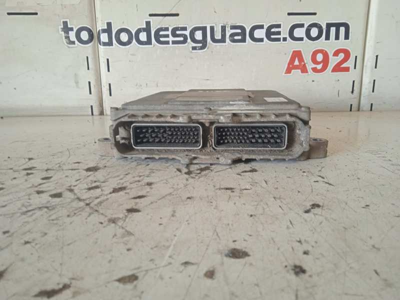 Centralita motor uce 35  c 13 volquete
