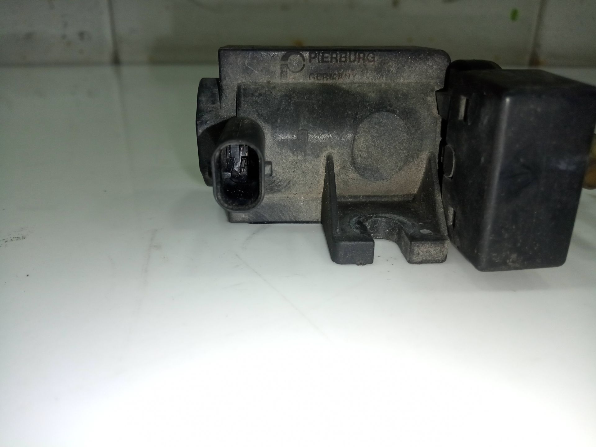 Valvula aire adicional mercedes-benz sprinter ii kombi 211215 cdi (906.711713)