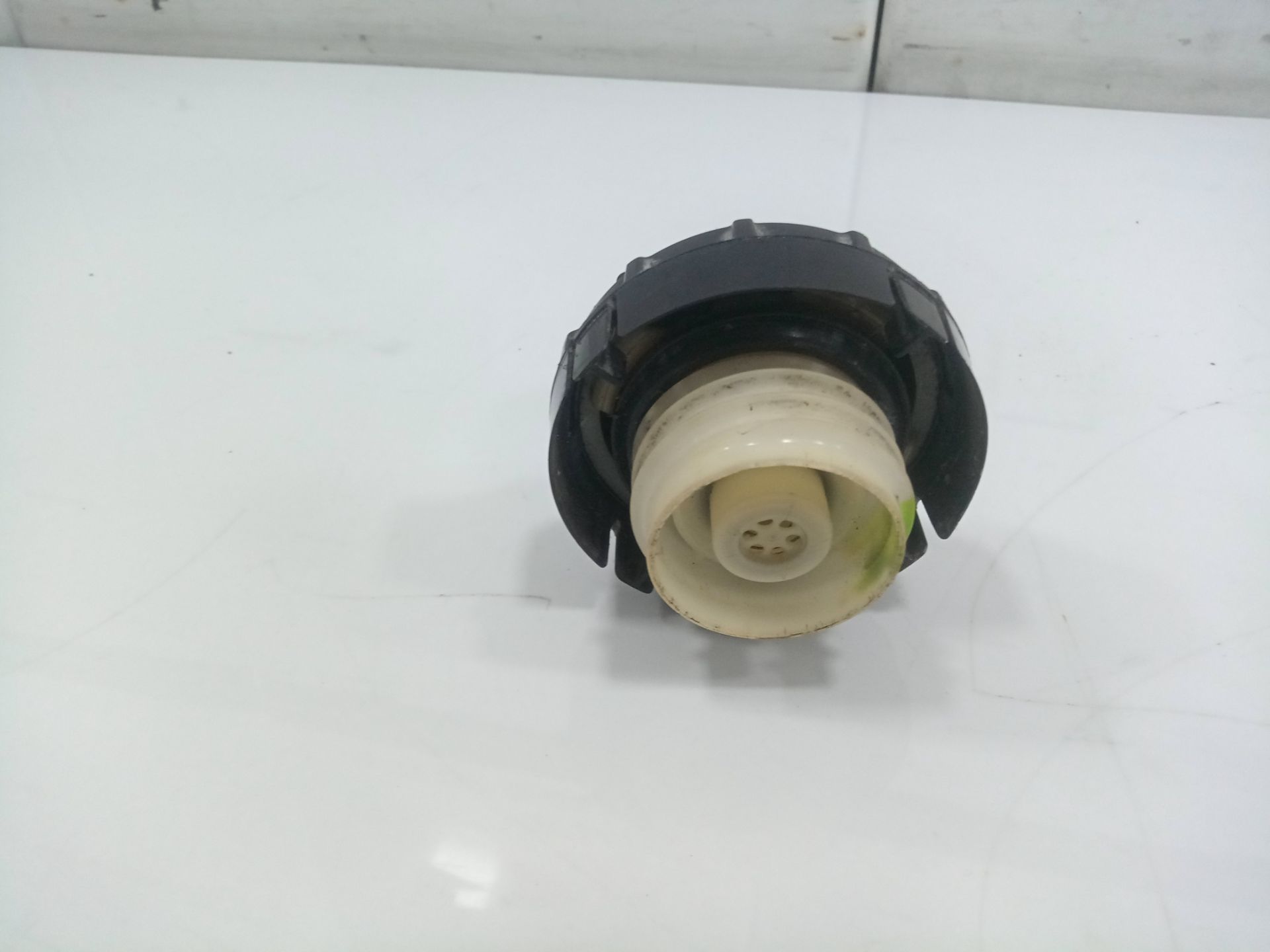 Tapon combustible mitsubishi galloper (hyundai)(02.1998) 2.5 tdi s.e. confort (5ptas.)