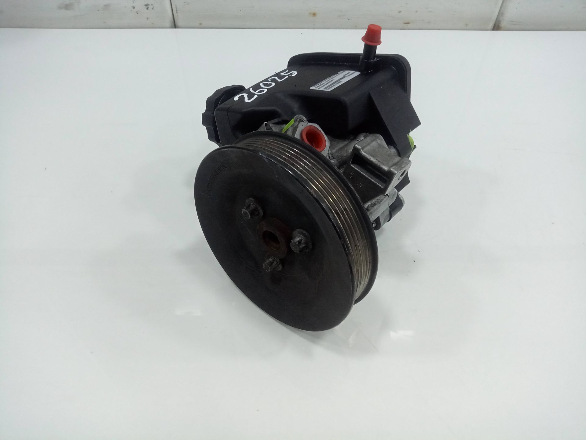 Bomba direccion mercedes-benz sprinter ii kombi 211215 cdi (906.711713)