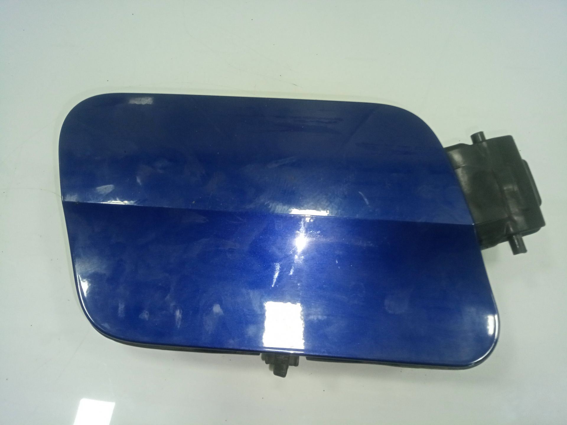 Tapa exterior combustible peugeot 3008 active pack