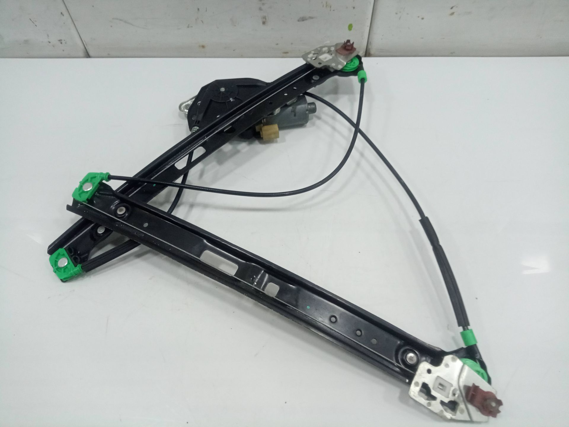 Elevalunas delantero izquierdo bmw serie 3 berlina (e46) 316i