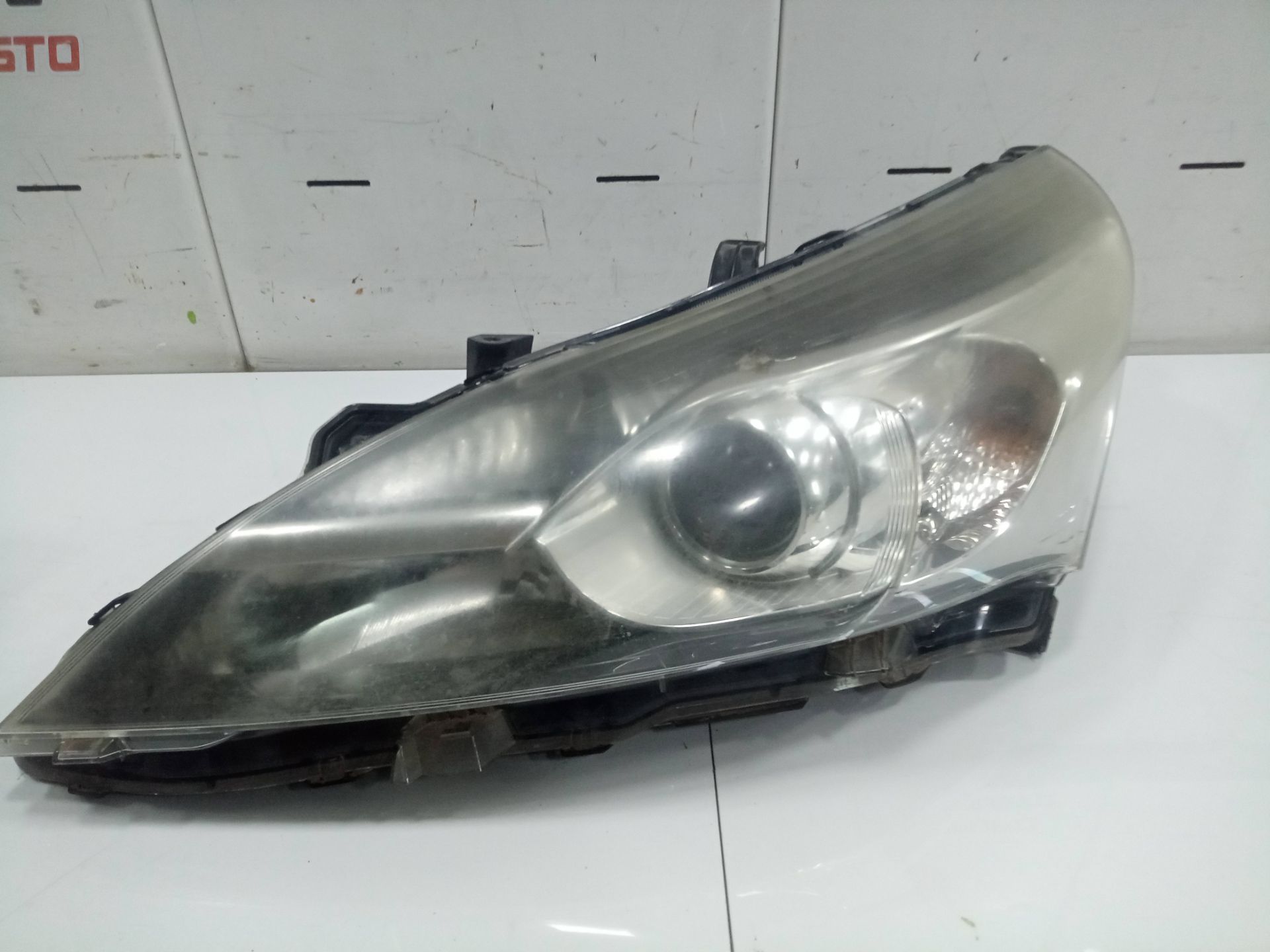 Faro izquierdo toyota verso (aur2zgr2) advance