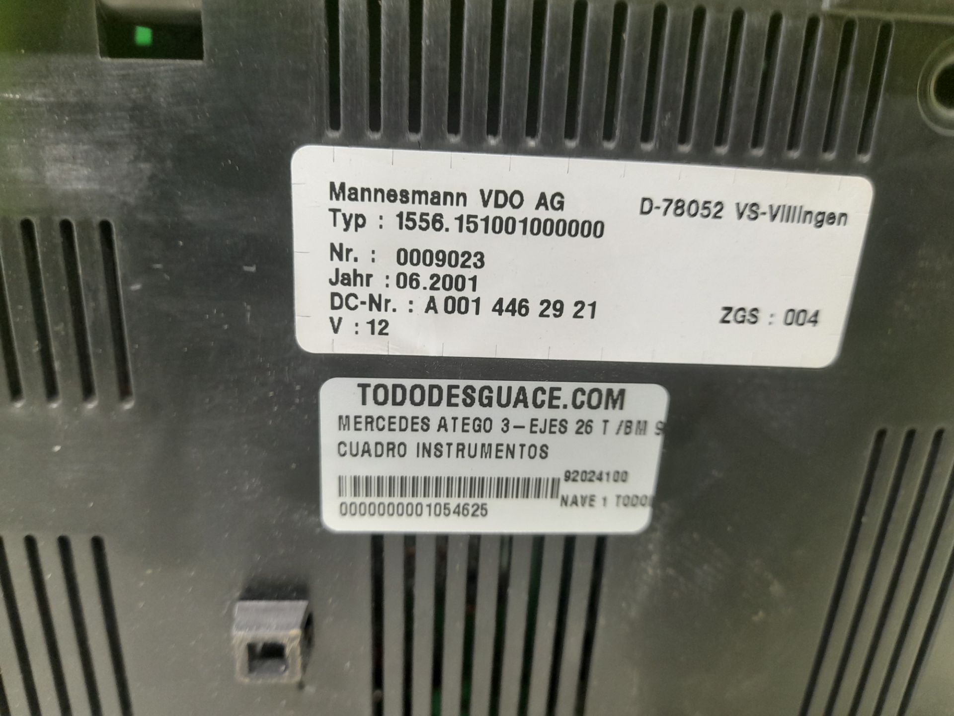 Cuadro instrumentos mercedes-benz atego 3-ejes 26 t bm 95024 (1998) 2528  (6x2)       om 906 la l 