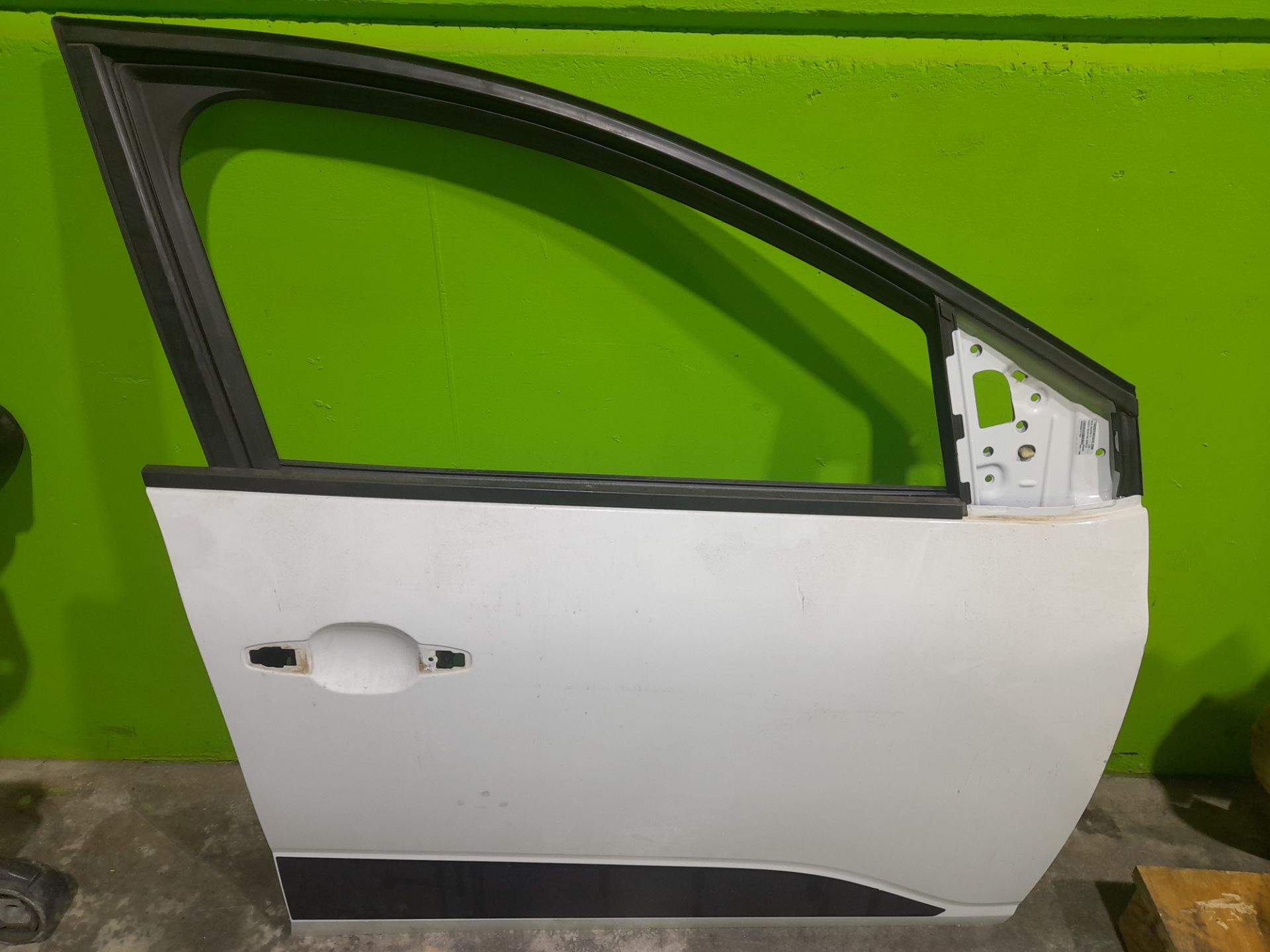 Puerta delantera derecha dacia sandero iii 