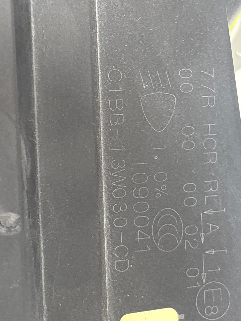 Faro izquierdo ford fiesta (cnn) black edition